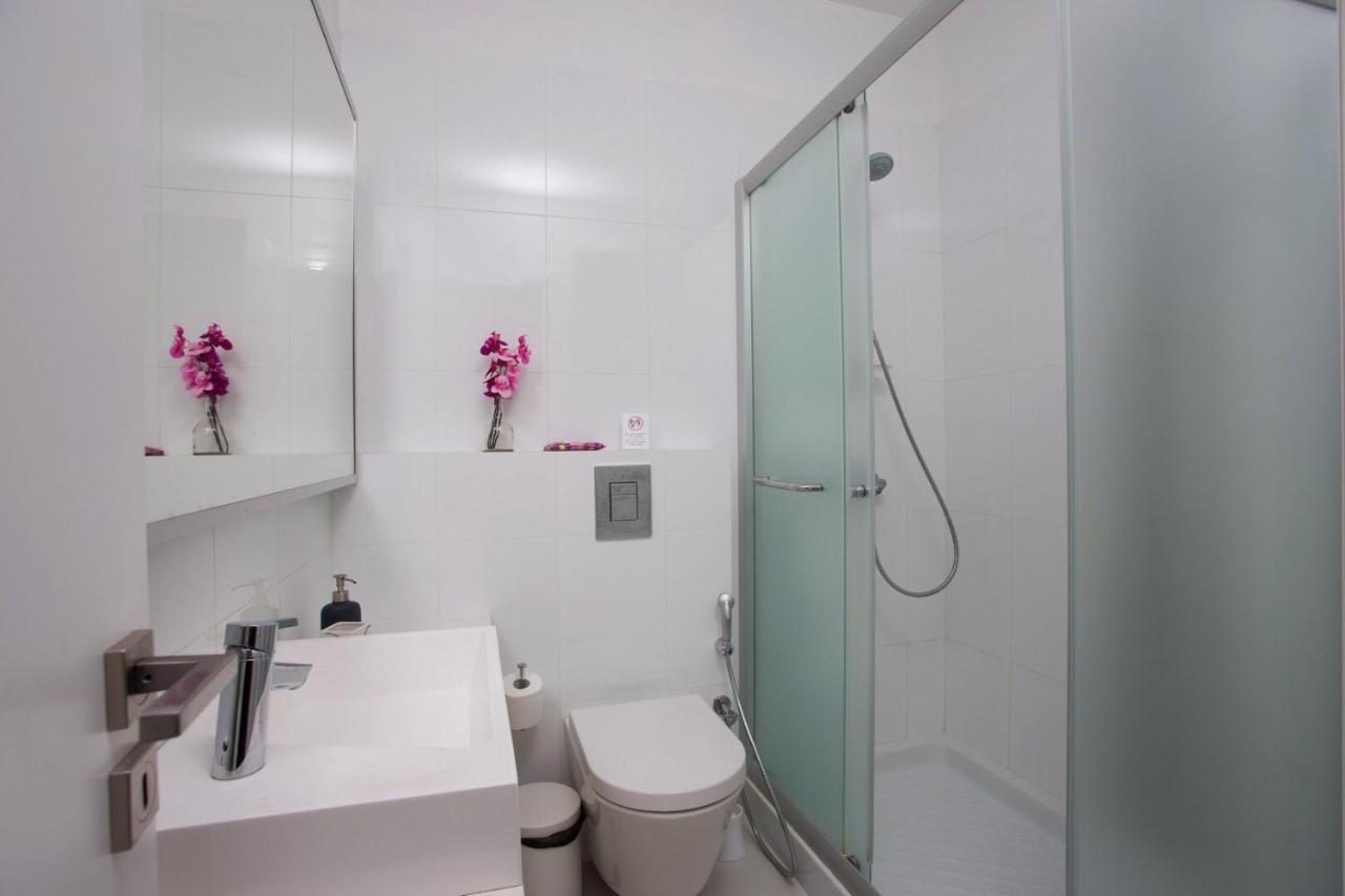 Opera Exclusive Apts By Trulycyprus Lemesós Eksteriør bilde